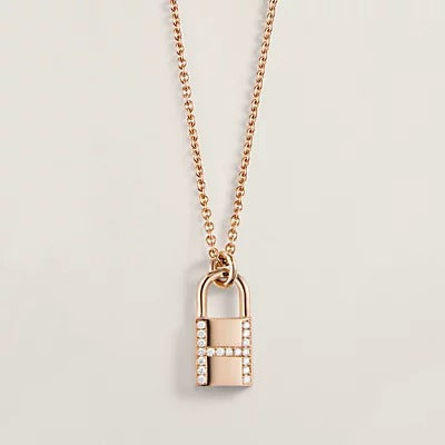 [✨ROSE✨]HM ADVANCED NICHE LOCK HEAD NECKLACE DIAMONDS
