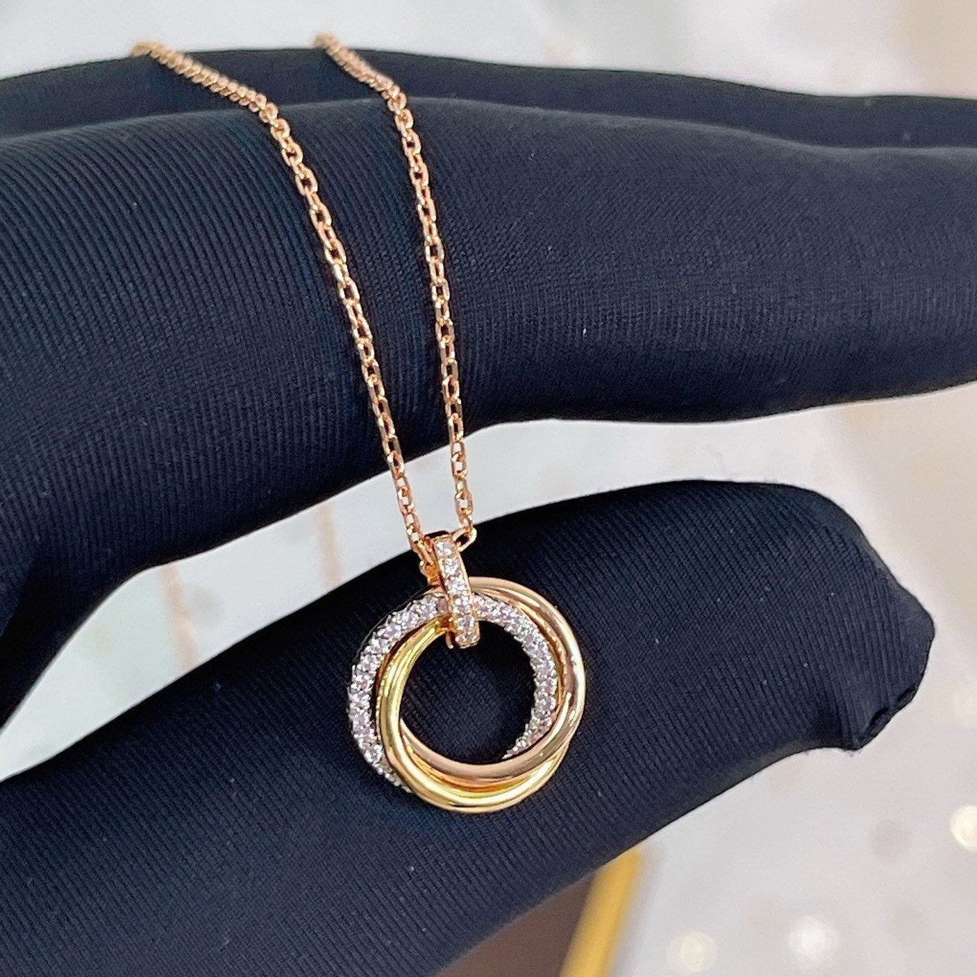 [✨ROSE✨]TRINITY NECKLACE SILVER GOLD PINK GOLD DIAMONDS