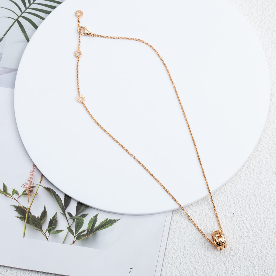 [✨ROSE✨]PARENTESI NECKLACE PINK GOLD