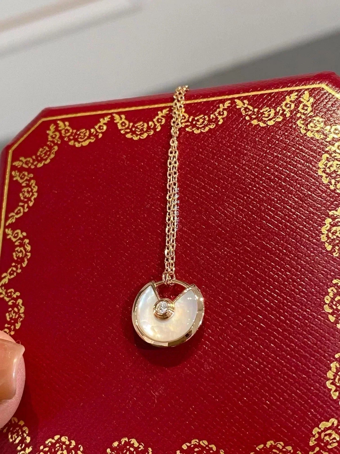 [✨ROSE✨]AMULETTE ROSE GOLD MOP NECKLACE