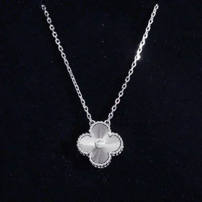 [✨ROSE✨]CLOVER  15MM DIAMOND LASER NECKLACE SILVER