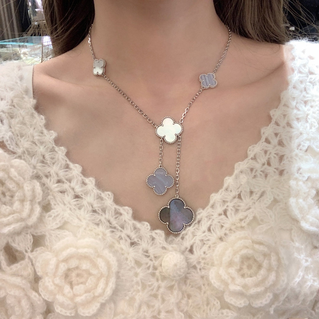 [✨ROSE✨]CLOVER MOP CHALCEDONY NECKLACE SILVER 6 MOTIF