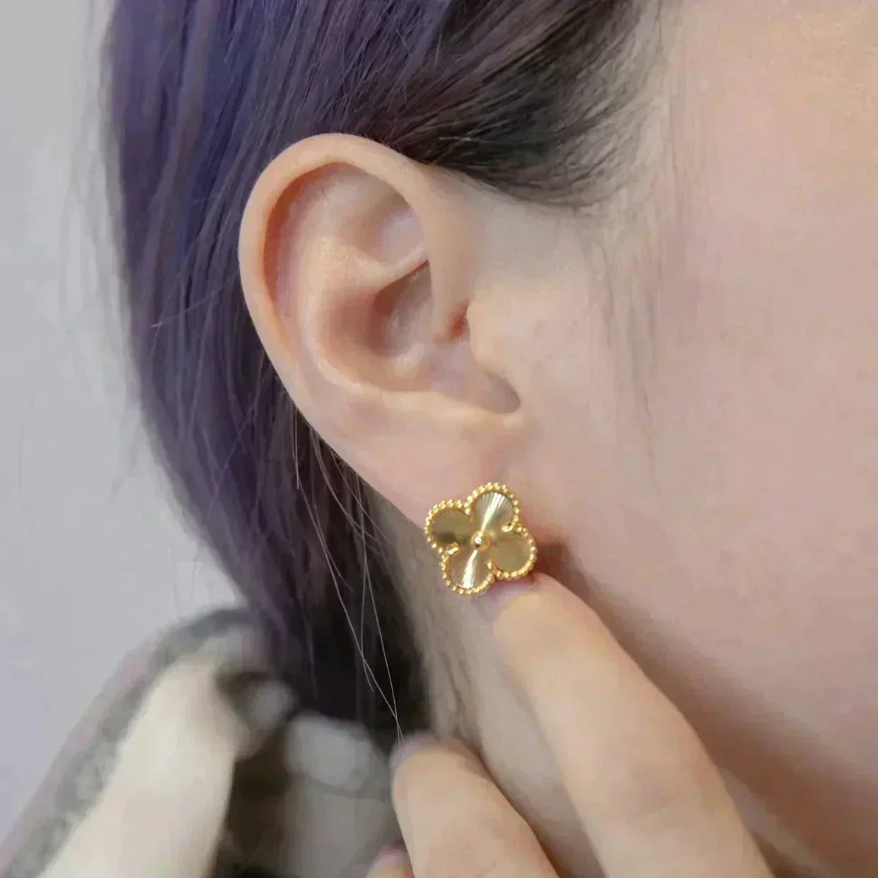 [✨ROSE✨]CLOVER MEDIUM 1 MOTIFS LASER EARRINGS