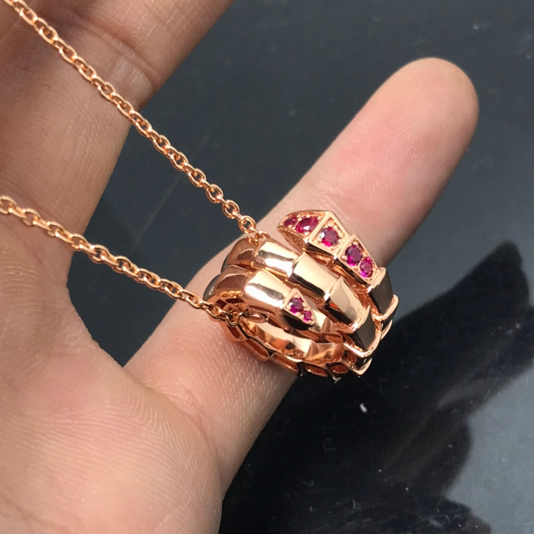 [✨ROSE✨]SERPENTI PEDANT NECKLACE