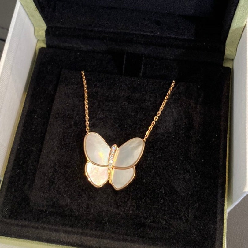 [✨ROSE✨]BUTTERFLY GOLD MOP DIAMOND NECKLACE