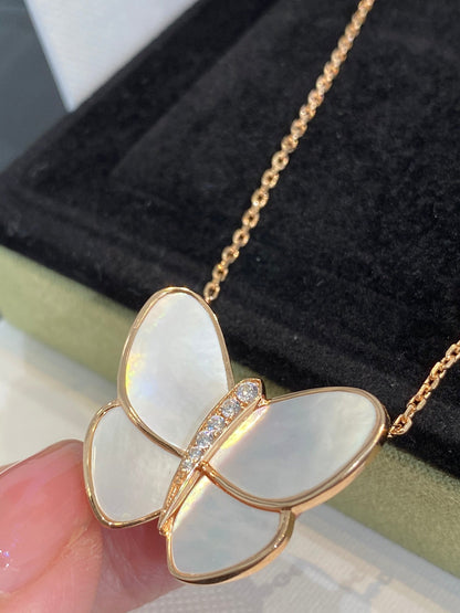 [✨ROSE✨]BUTTERFLY GOLD MOP DIAMOND NECKLACE