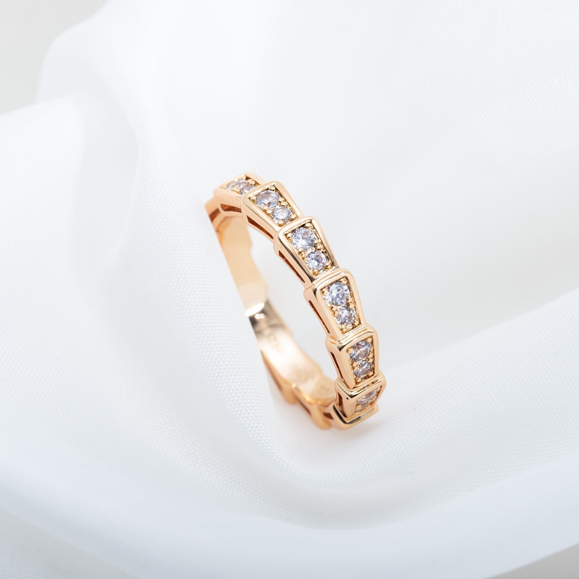 [✨ROSE✨]SERPENTI RING PINK GOLD DIAMOND PAVED 3MM
