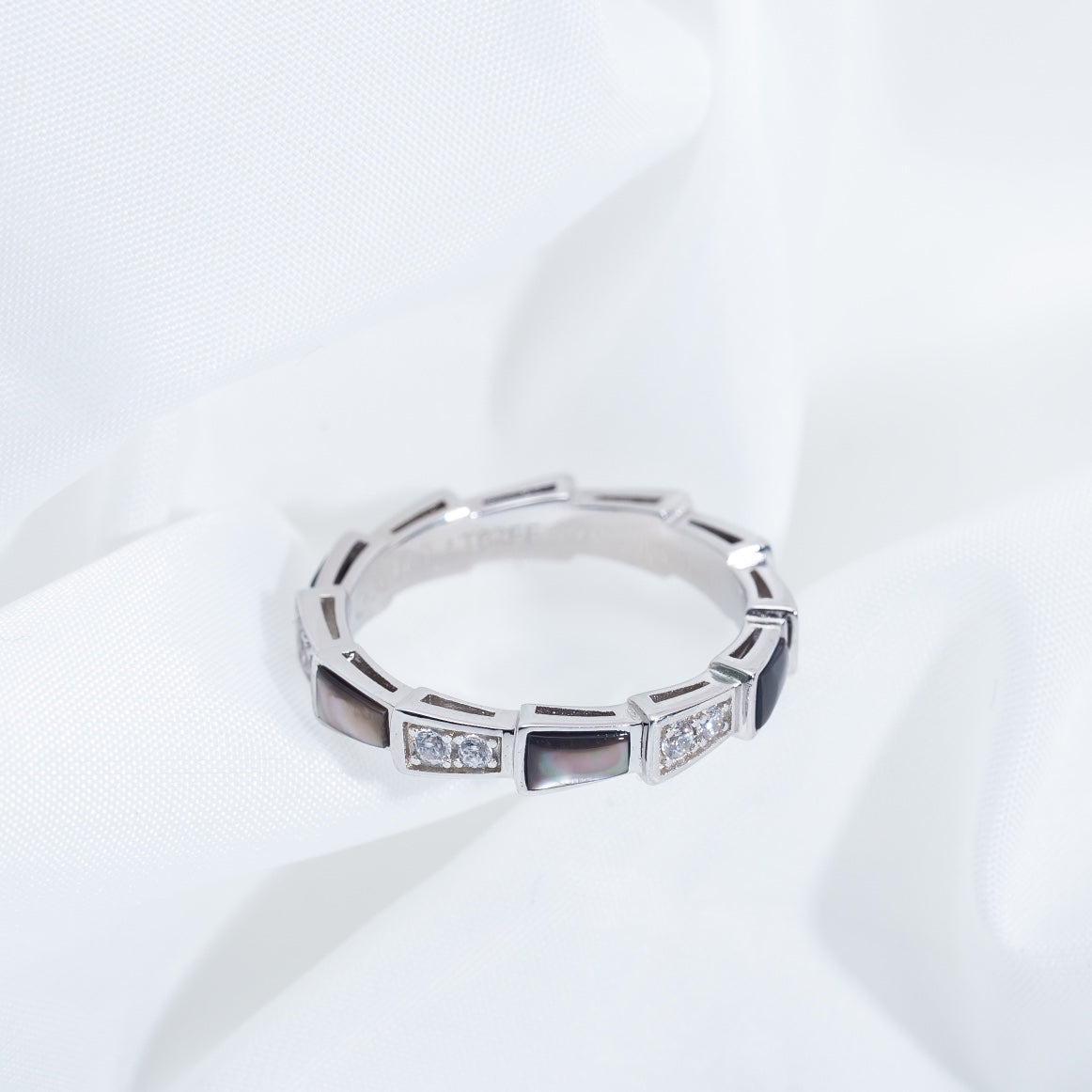 [✨ROSE✨]SERPENTI RING SILVER  DIAMOND BLACK MOP 3MM