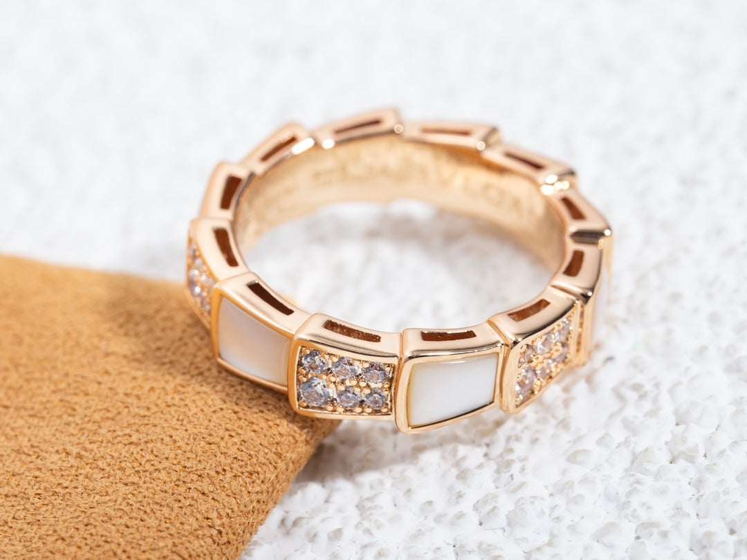 [✨ROSE✨]SERPENTI RING PINK GOLD MOP DIAMOND PAVED 4MM