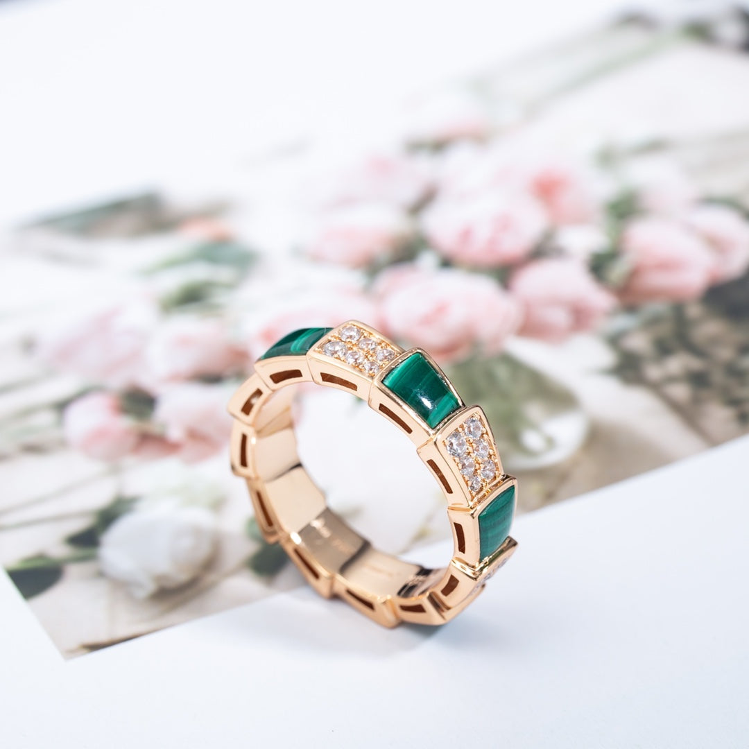 [✨ROSE✨]SERPENTI RING PINK GOLD MALACHITE DIAMOND PAVED 4MM