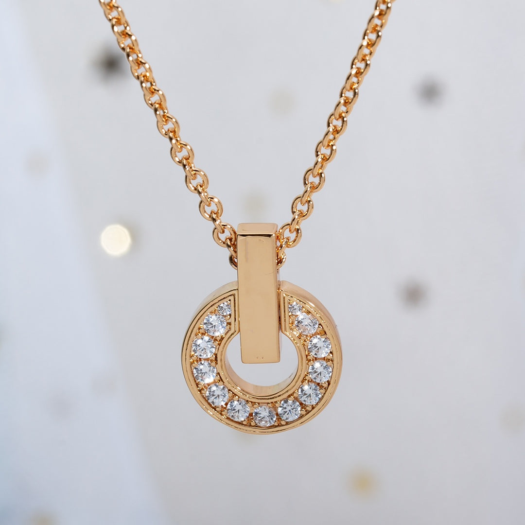 [✨ROSE✨]GARI NECKLACE PINK GOLD DIAMOND