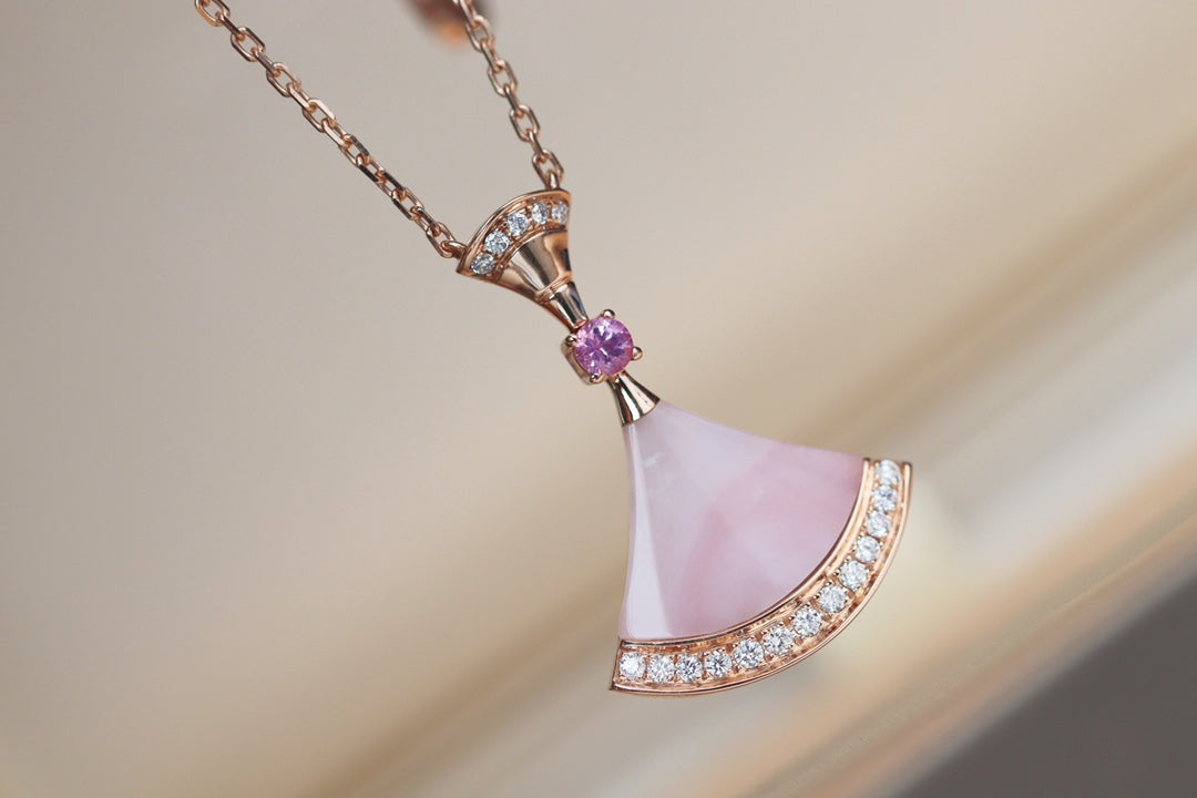 [✨ROSE✨]DREAM NECKLACE PINK MOP DIAMOND