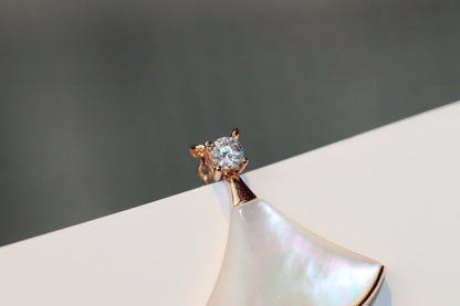 [✨ROSE✨]DREAM NECKLACE WHITE MOP PINK GOLD 1 DIAMOND