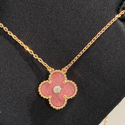 [✨ROSE✨]CLOVER 15MM DIAMOND RHODONITE NECKLACE