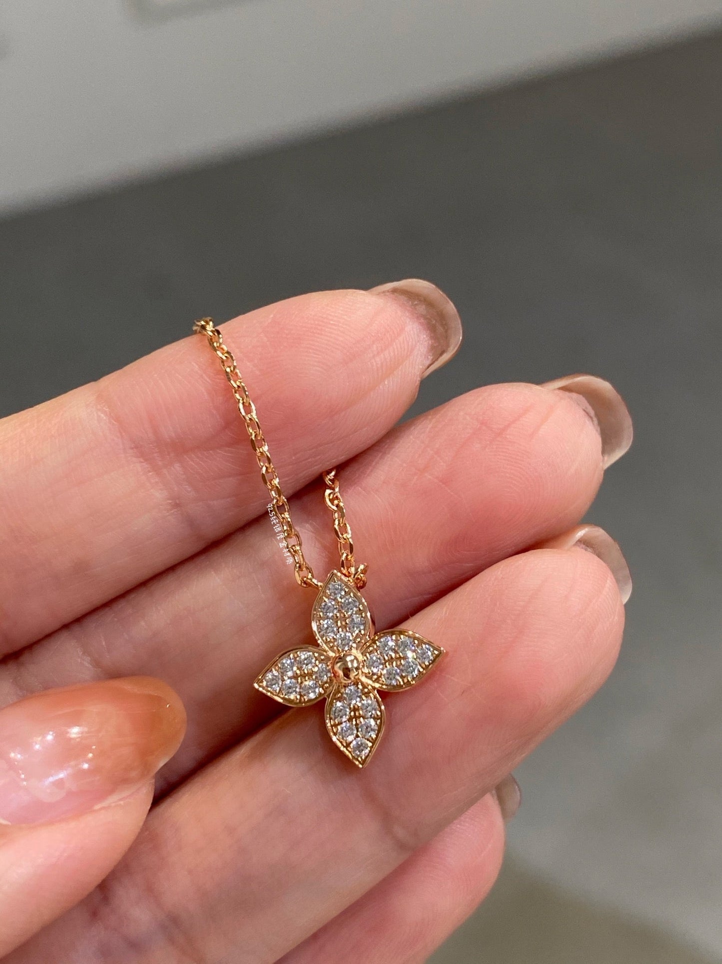 [✨ROSE✨]STAR DIAMOND NECKALCE