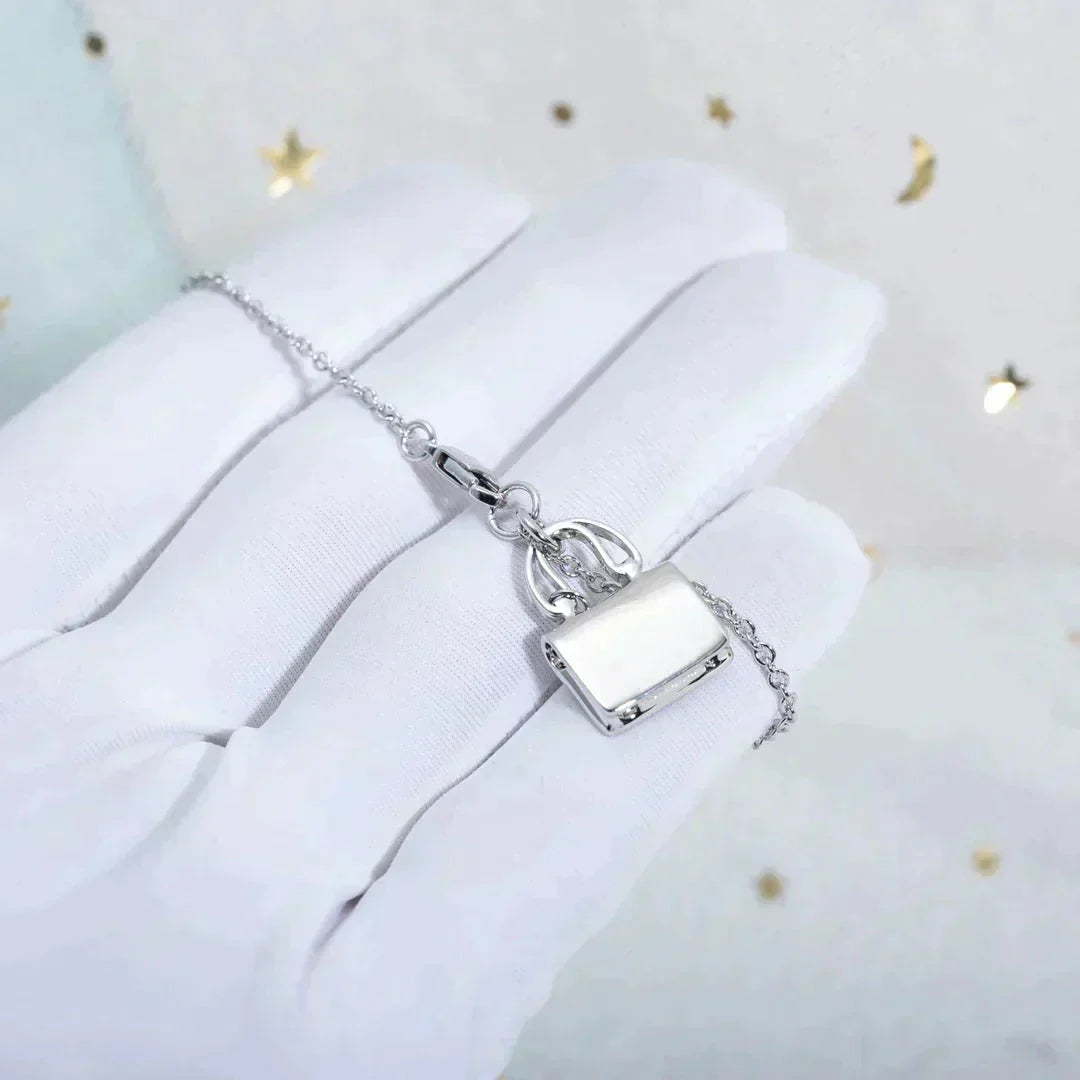 [✨ROSE✨]AMULETTE PEDANT SILVER NECKLACE