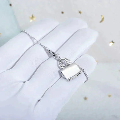 [✨ROSE✨]AMULETTE PEDANT SILVER NECKLACE