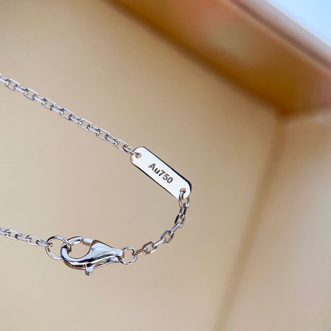 [✨ROSE✨]CLOVER DIAMOND NECKLACE SILVER