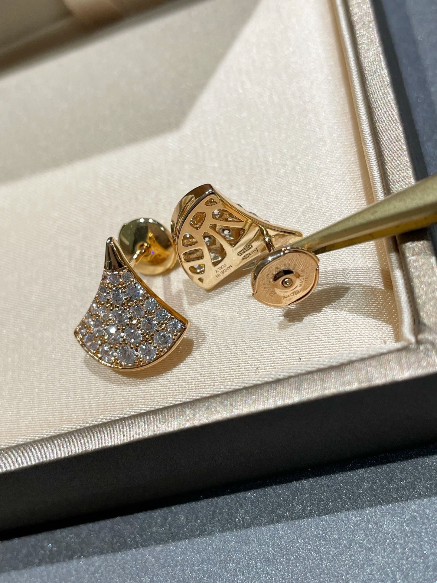 [✨ROSE✨]DREAM STUD EARRINGS DIAMOND