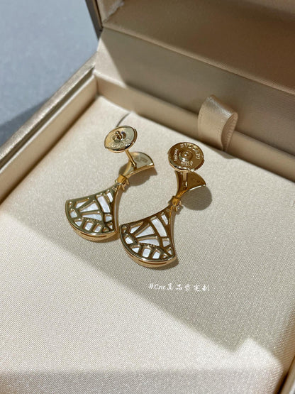 [✨ROSE✨]DREAM MOP 1 DIAMOND EARRINGS