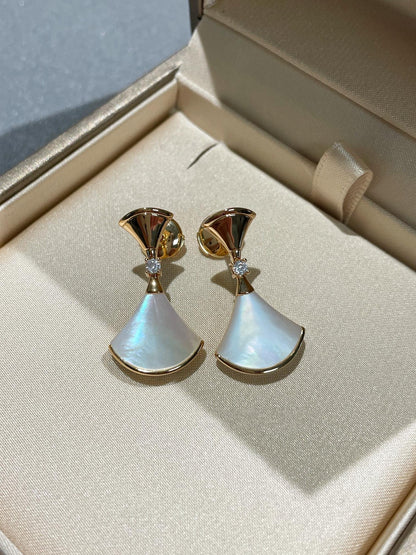 [✨ROSE✨]DREAM MOP 1 DIAMOND EARRINGS