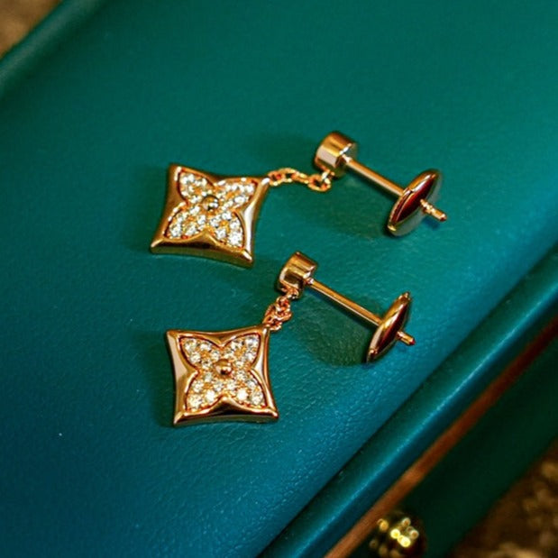 [✨ROSE✨]STAR DIAMONDS EARRINGS GOLD