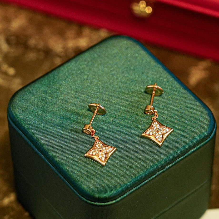 [✨ROSE✨]STAR DIAMONDS EARRINGS GOLD