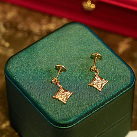 [✨ROSE✨]STAR DIAMONDS EARRINGS GOLD