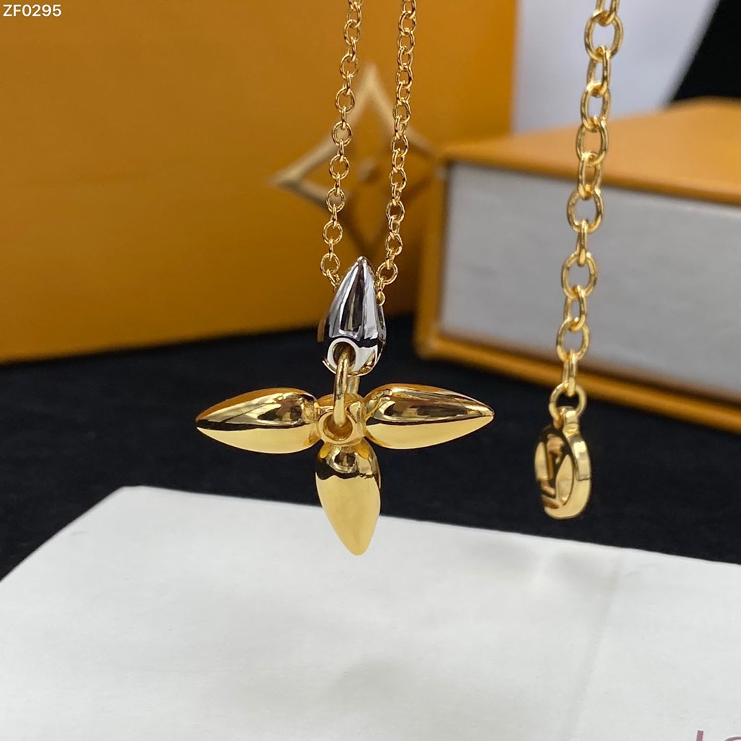 [✨ROSE✨]LOUISETTE PEDANT GOLD NECKLACE