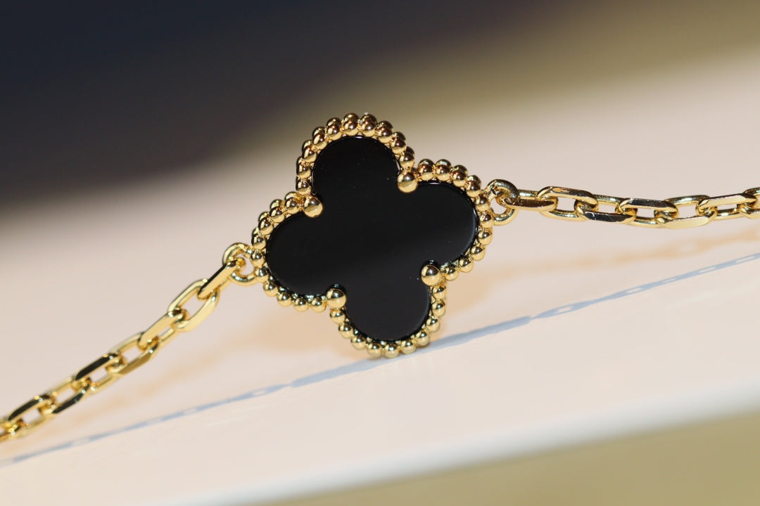 [✨ROSE✨]CLOVER 20 MOTIFS ONYX ROSE GOLD