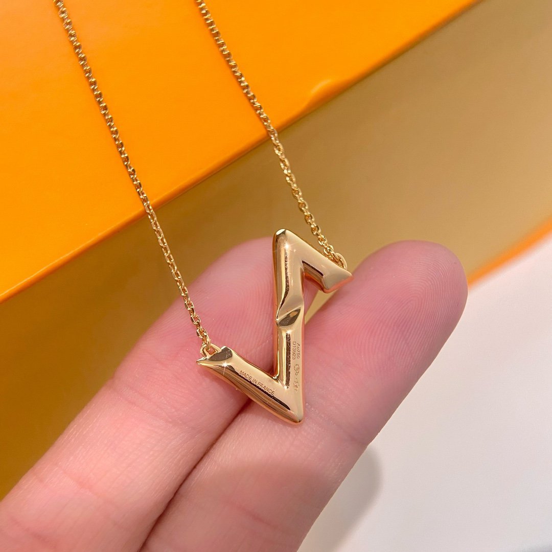 [✨ROSE✨]VOLTE UPSIDE DOWN NECKLACE
