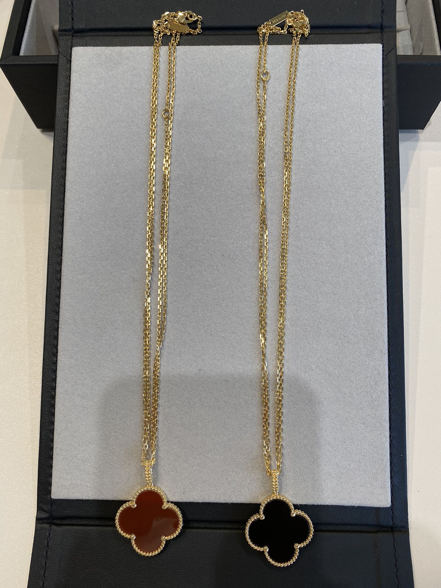 [✨ROSE✨]CLOVER 25MM NECKLACE GOLD CARNELIAN