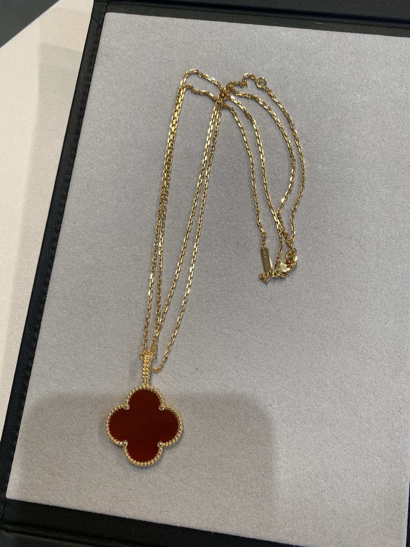 [✨ROSE✨]CLOVER 25MM NECKLACE GOLD CARNELIAN