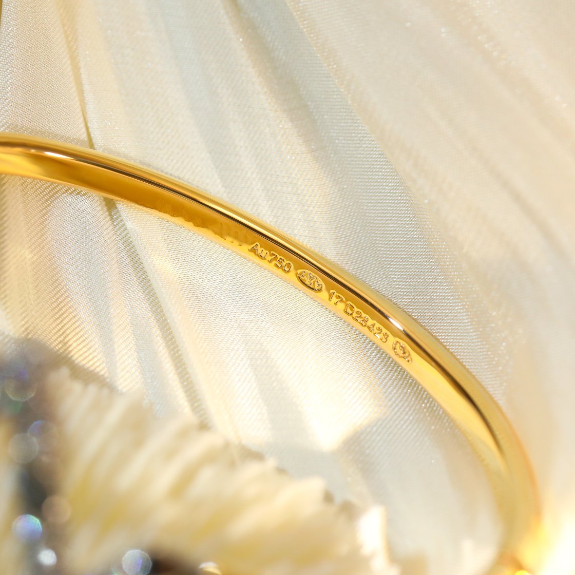 [✨ROSE✨]VOLTE UPSITE DOWN GOLD DIAMOND BRACELET