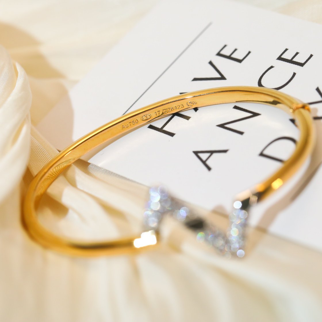 [✨ROSE✨]VOLTE UPSITE DOWN GOLD DIAMOND BRACELET