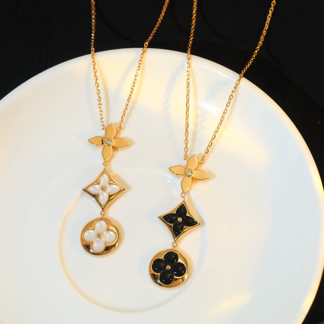 [✨ROSE✨]STAR AND SUN ONYX PINK GOLD NECKLACE