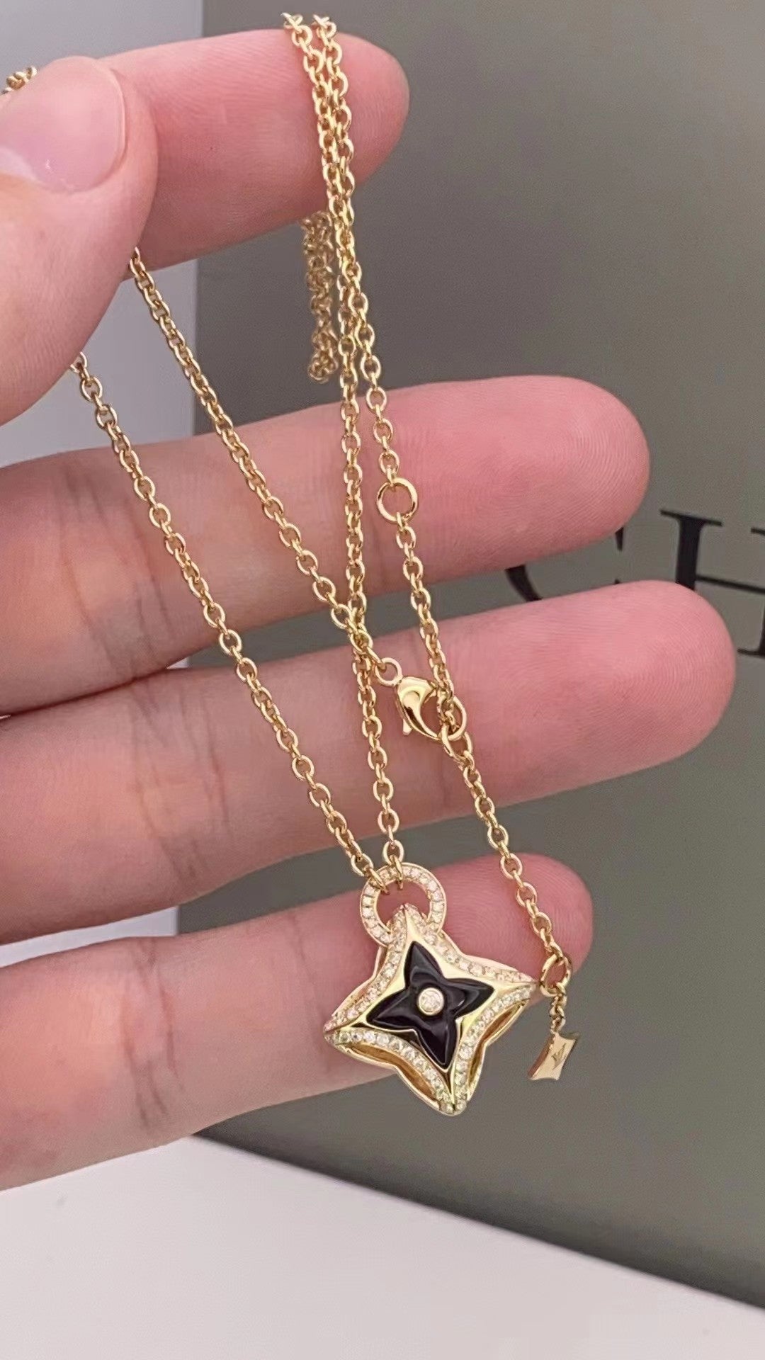 [✨ROSE✨]STAR PEDANT PINK GOLD DIAMOND NECKLACE