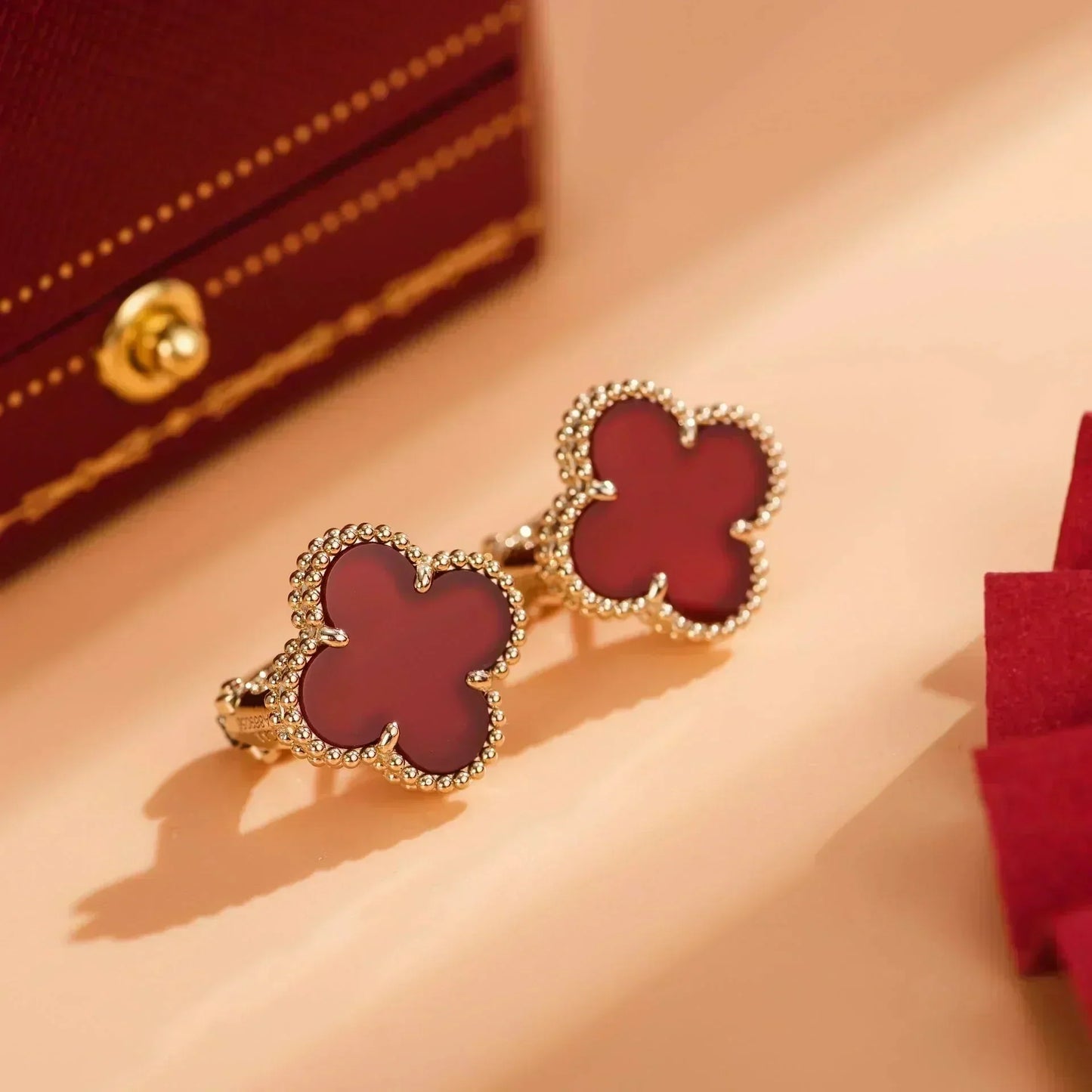 [✨ROSE✨]CLOVER MEDIUM 1 MOTIFS CARNELIAN  EARRINGS