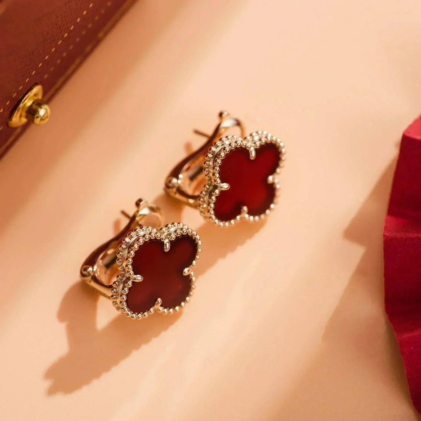 [✨ROSE✨]CLOVER MEDIUM 1 MOTIFS CARNELIAN  EARRINGS