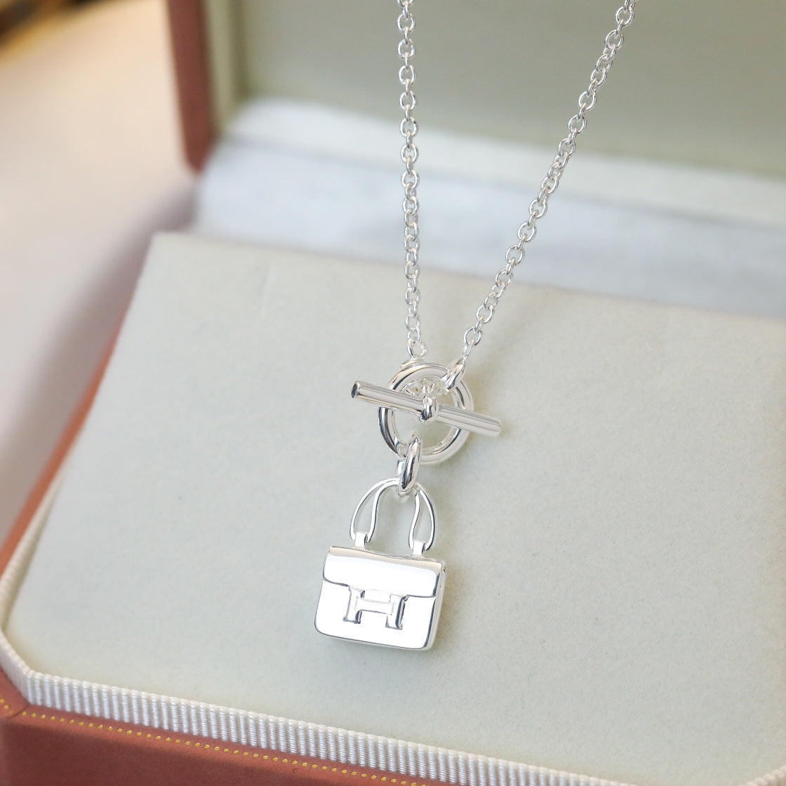 [✨ROSE✨]POP H PEDANT SILVER NECKLACE