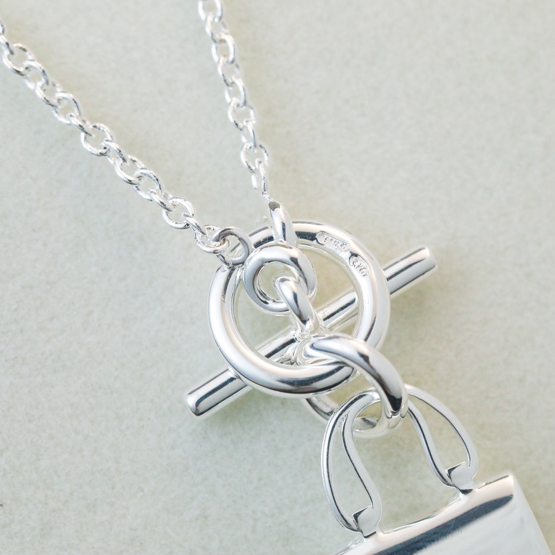 [✨ROSE✨]POP H PEDANT SILVER NECKLACE