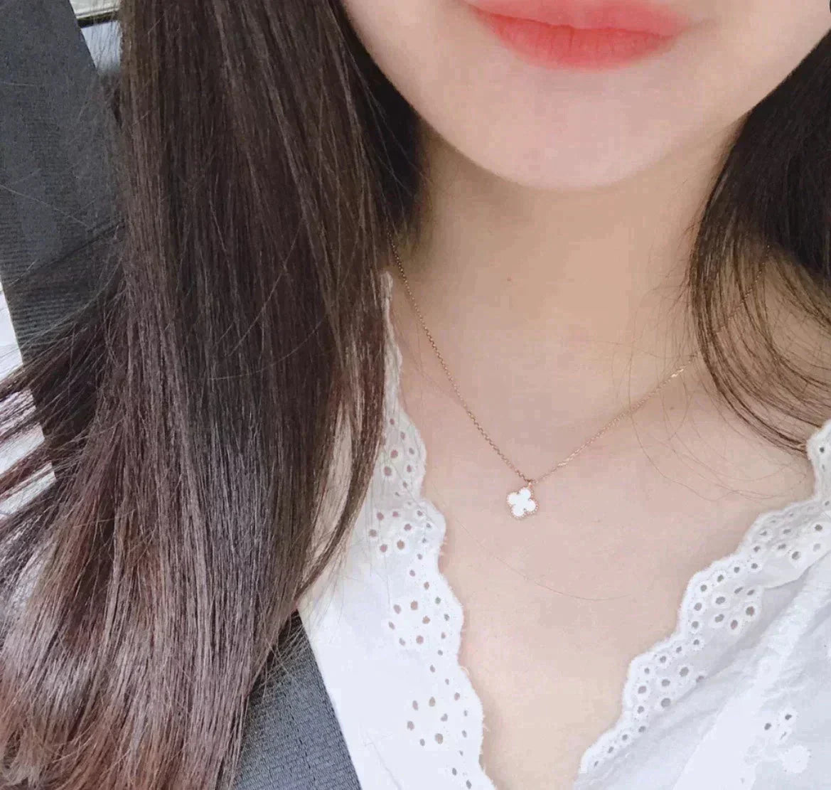 [✨ROSE✨]CLOVER MINI 9.5MM WHITE MOTHER-OF-PEARL NECKLACE