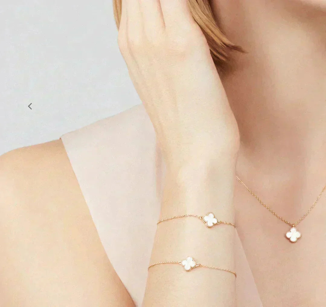 [✨ROSE✨]CLOVER MINI 9.5MM WHITE MOTHER-OF-PEARL NECKLACE