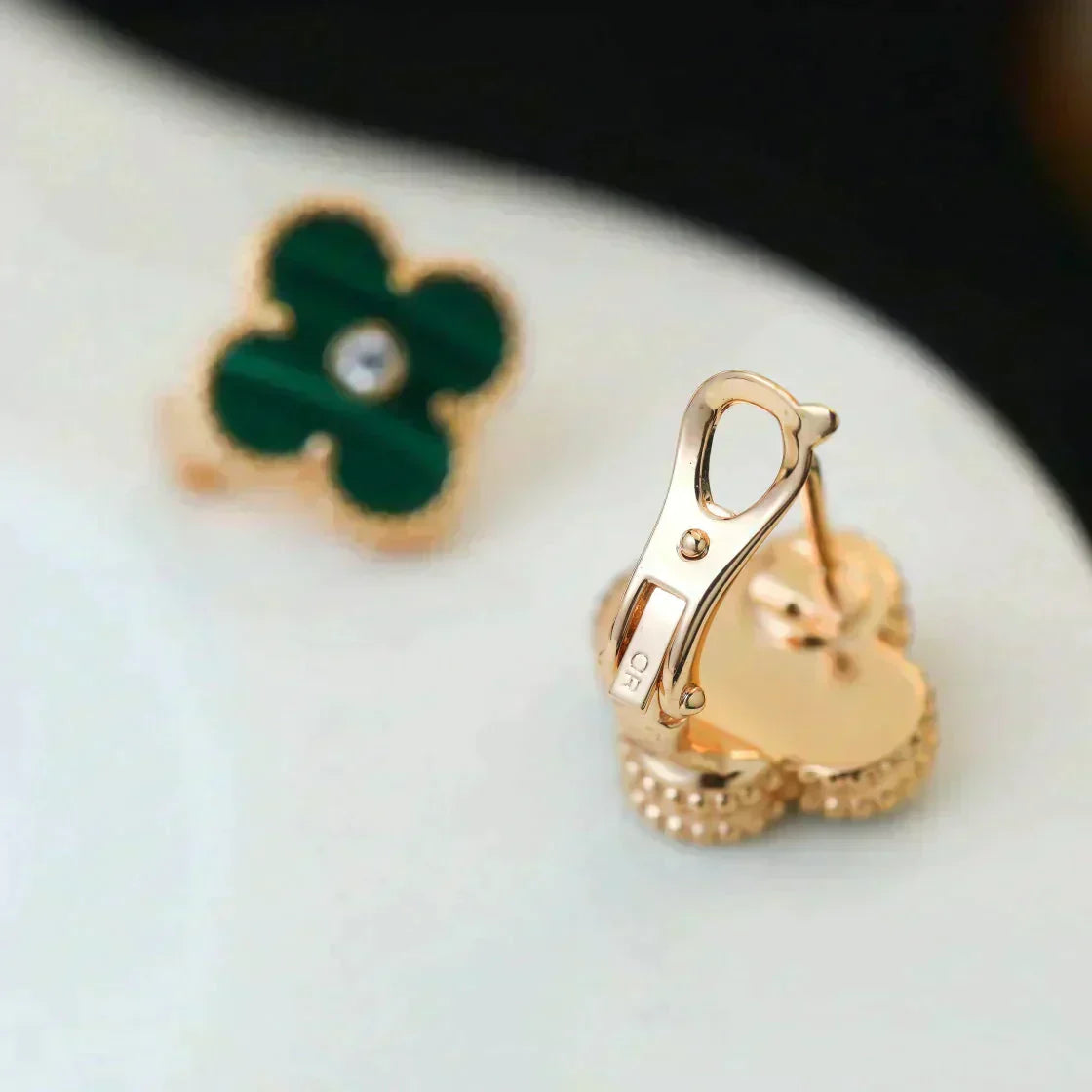 [✨ROSE✨]CLOVER MEDIUM 1 MOTIFS MALACHITE DIAMOND EARRINGS