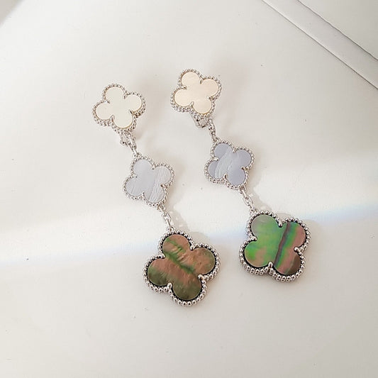 [✨ROSE✨]CLOVER 3 MOTIFS CHALCEDONY DARK MOP SILVER EARRINGS