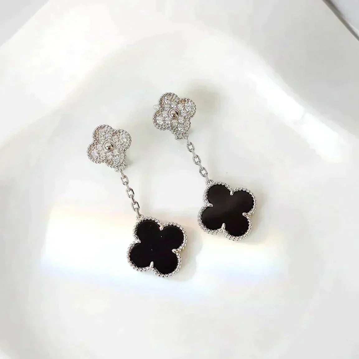 [✨ROSE✨]CLOVER 2 MOTIFS  DIAMOND ONYX EARRINGS SILVER