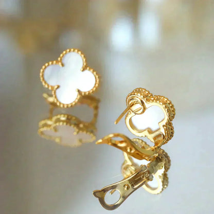 [✨ROSE✨]CLOVER MEDIUM 1 MOTIFS  WHITE MOP STUD EARRINGS