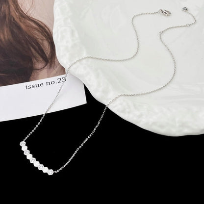 [✨ROSE✨]BEE MY LOVE DIAMOND NECKLACE
