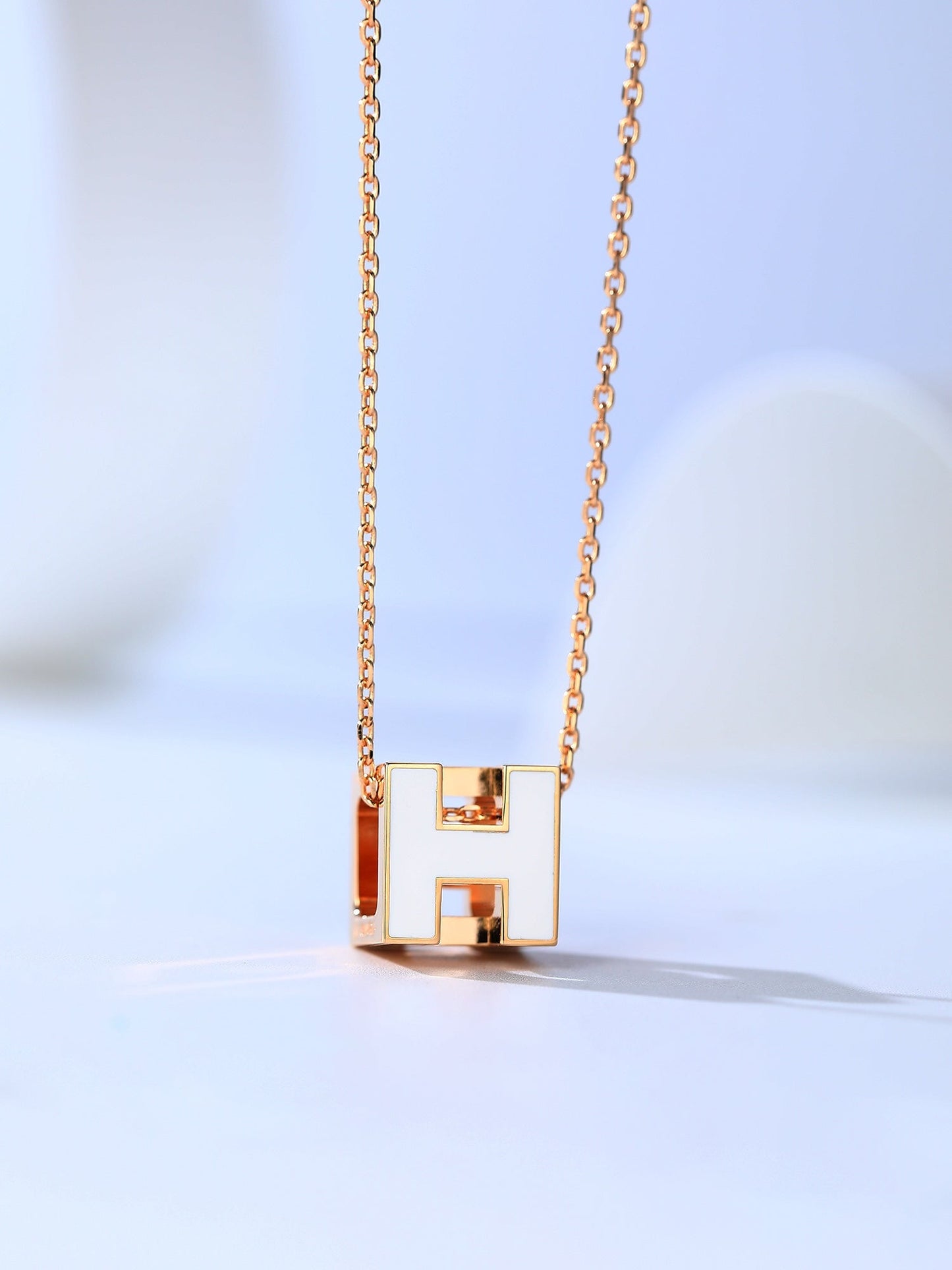 [✨ROSE✨]H CAGE PINK GOLD NECKLACE