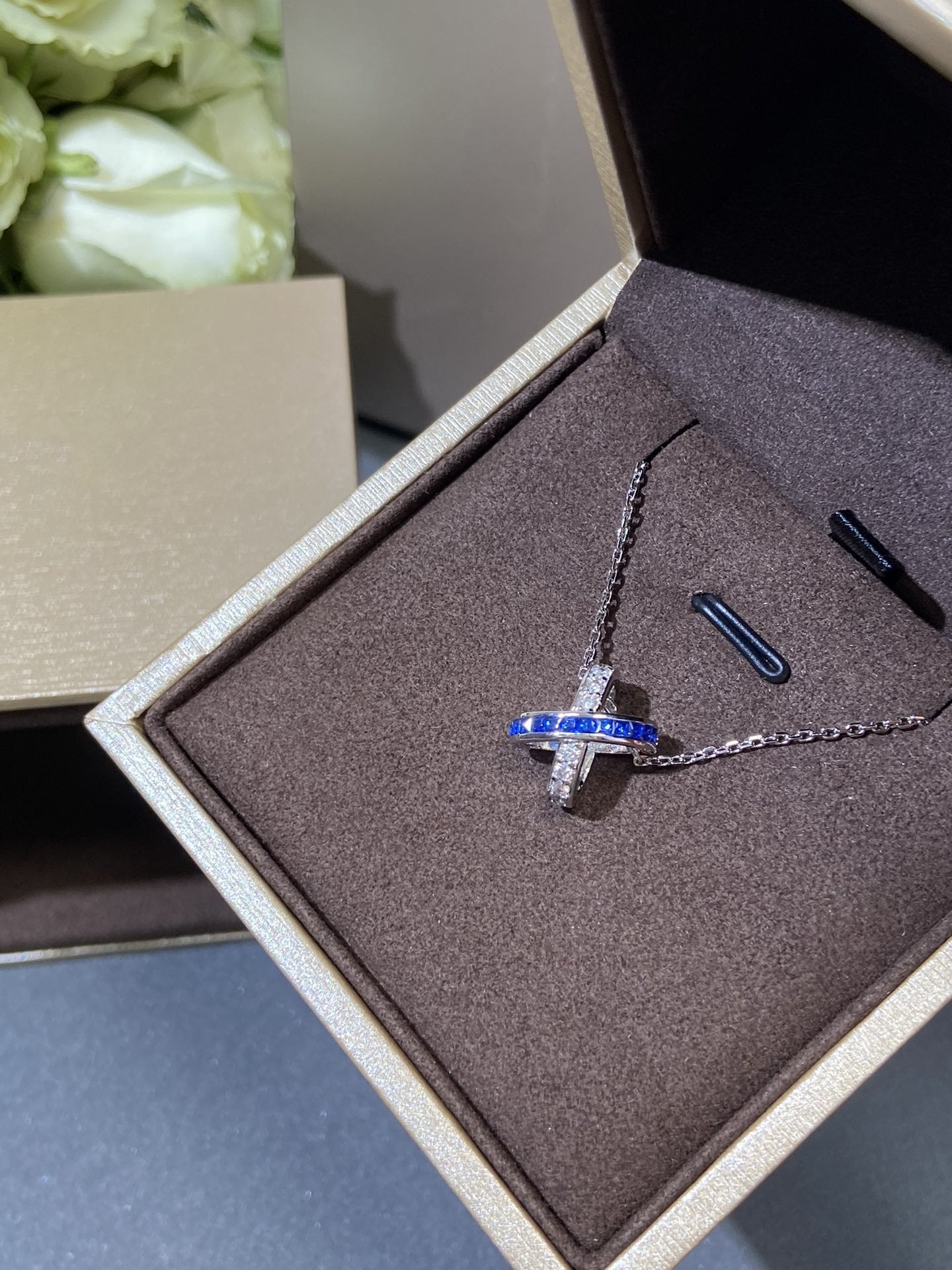 [✨ROSE✨]LIENS DIAMOND SILVER NECKLACE
